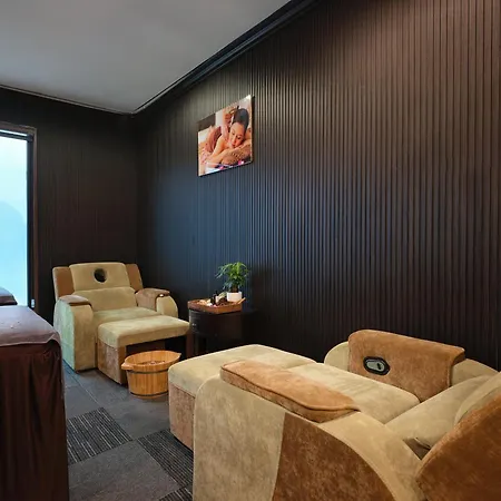 Era Premium Cruises Halong