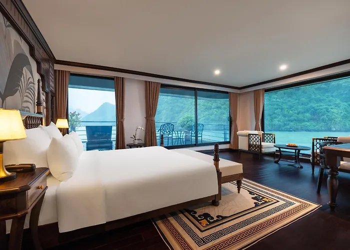 Khách sạn Era Premium Cruises